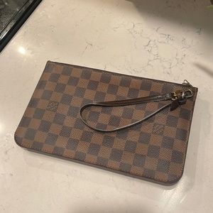 Louis Vuitton Neverfull Pouch Damier Ebene